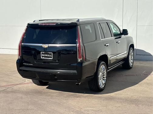 2018 Cadillac Escalade Platinum