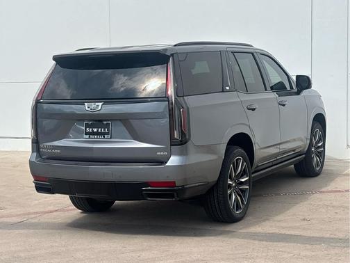 2022 Cadillac Escalade Sport