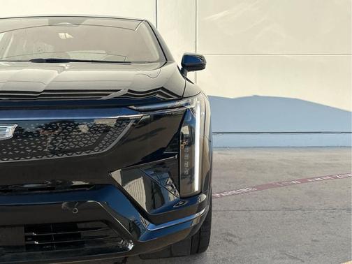 2025 Cadillac OPTIQ Sport 1 AWD
