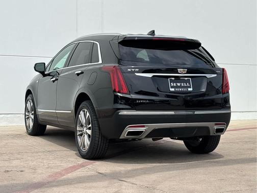 Stellar Black Metallic 2023 Cadillac XT5 Premium Luxury