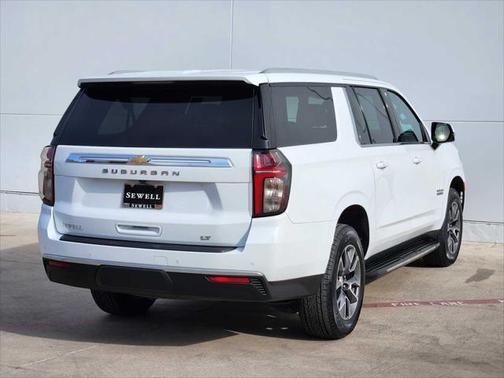 2021 Chevrolet Suburban LT