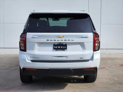 2021 Chevrolet Suburban LT