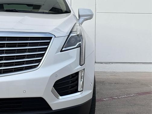 2018 Cadillac XT5 Platinum