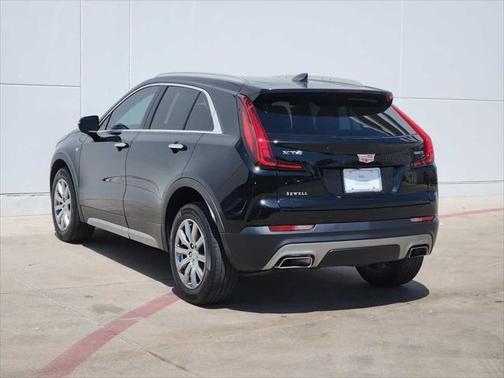 2022 Cadillac XT4 Premium Luxury