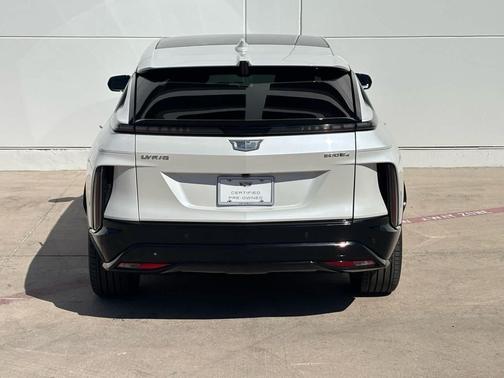 2024 Cadillac LYRIQ Sport
