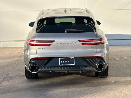 2022 Genesis GV70 2.5T AWD