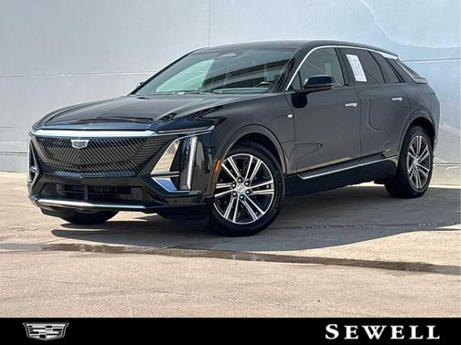 Stellar Black Metallic 2023 Cadillac LYRIQ Luxury