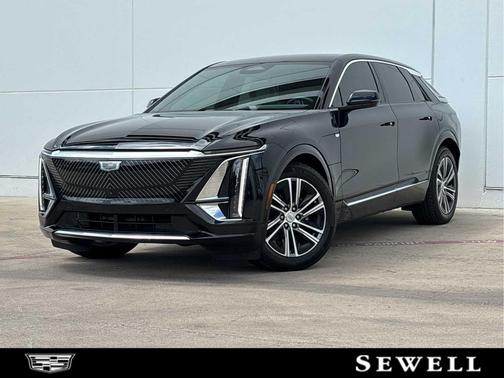 Stellar Black Metallic 2024 Cadillac LYRIQ Luxury