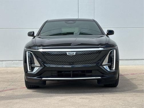 Stellar Black Metallic 2024 Cadillac LYRIQ Luxury