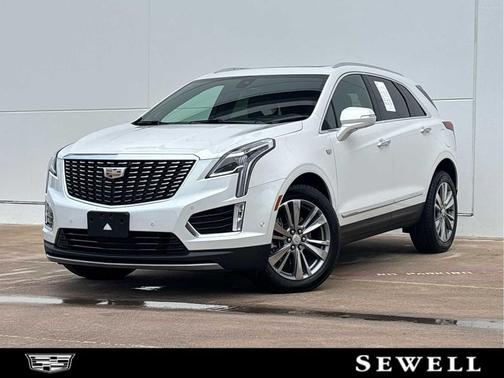 Crystal White Tricoat 2025 Cadillac XT5 Premium Luxury
