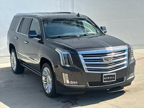 2017 Cadillac Escalade Platinum