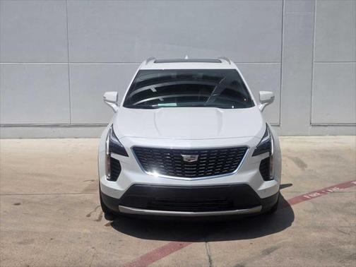 2022 Cadillac XT4 Premium Luxury