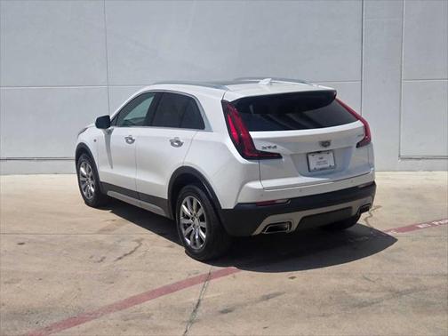 2022 Cadillac XT4 Premium Luxury