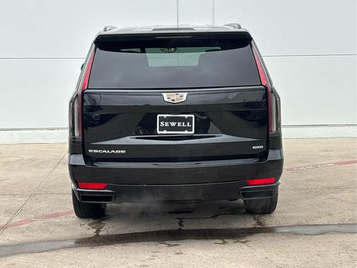 2023 Cadillac Escalade Sport