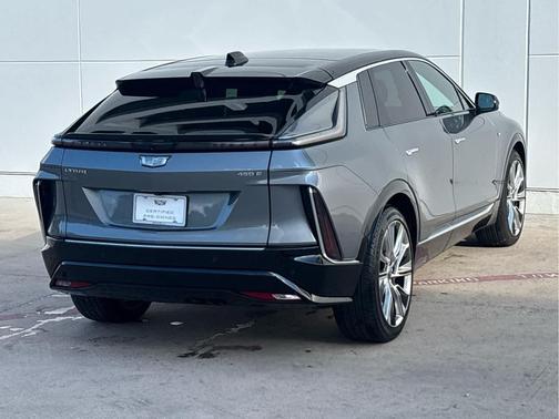 2023 Cadillac LYRIQ Luxury