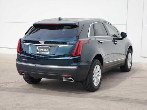 2025 Cadillac XT5 Luxury