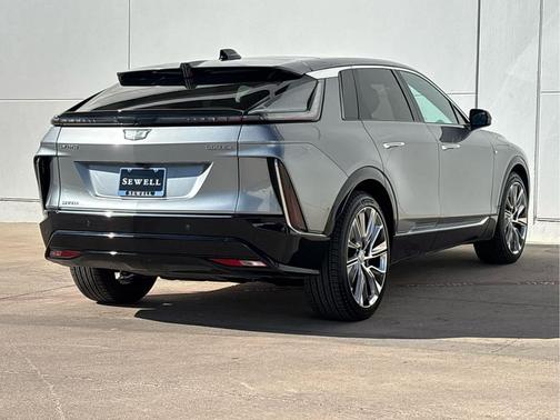 2025 Cadillac LYRIQ Luxury