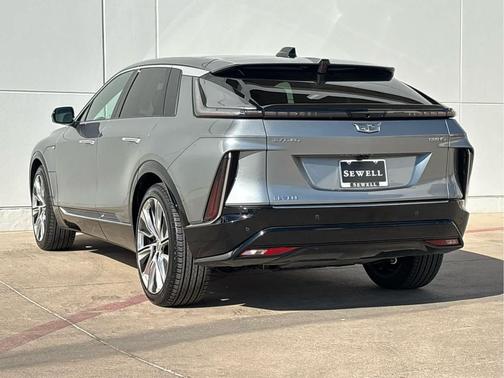 2025 Cadillac LYRIQ Luxury