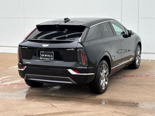 2025 Cadillac OPTIQ Luxury 2 AWD