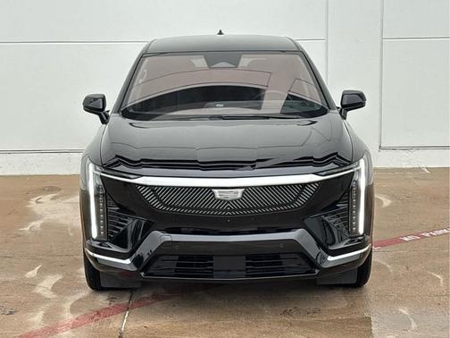 2025 Cadillac OPTIQ Luxury 2 AWD