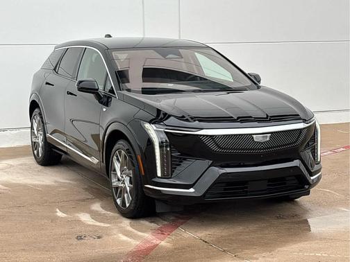 2025 Cadillac OPTIQ Luxury 2 AWD