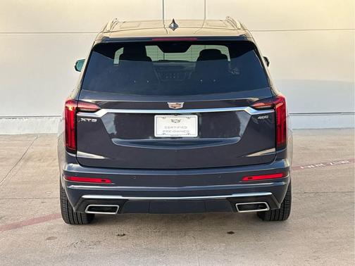 2025 Cadillac XT6 Premium Luxury FWD