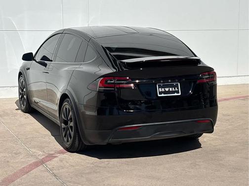 2023 Tesla Model X Standard Range