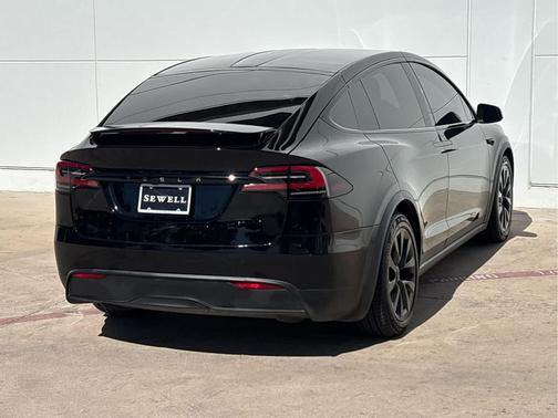2023 Tesla Model X Standard Range