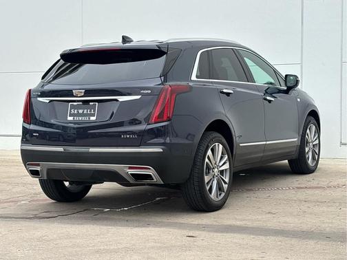 Midnight Sky Metallic 2025 Cadillac XT5 Premium Luxury