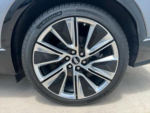 2023 Cadillac LYRIQ RWD Luxury