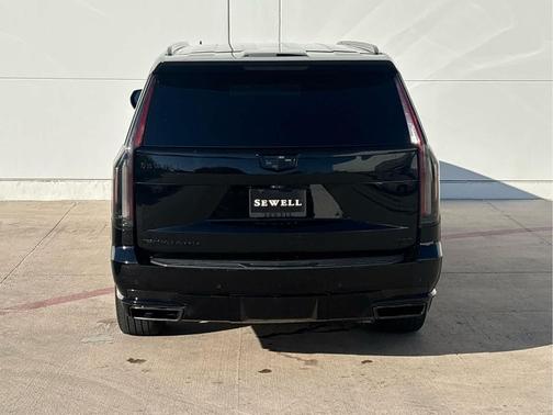 2022 Cadillac Escalade ESV Sport