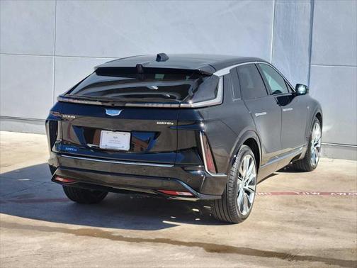 2024 Cadillac LYRIQ Luxury w/1SE