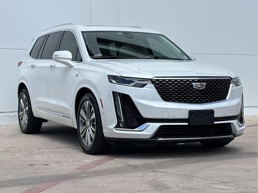 Crystal White Tricoat 2020 Cadillac XT6 Premium Luxury FWD