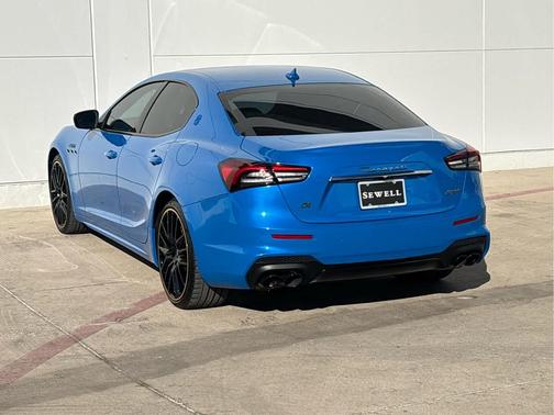 2022 Maserati Ghibli F Tributo Q4