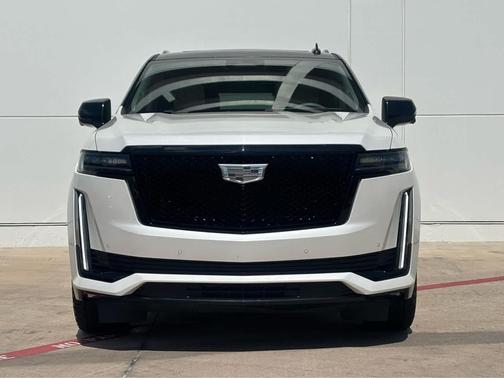 Crystal White Tricoat 2024 Cadillac Escalade Sport Platinum