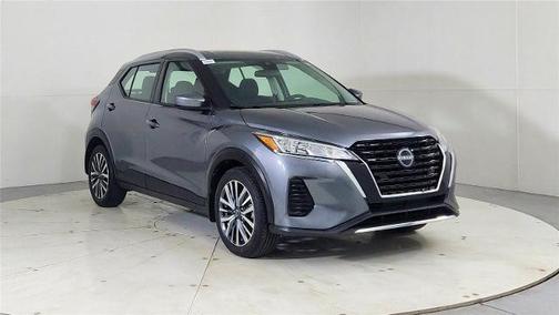 2022 Nissan Kicks SV