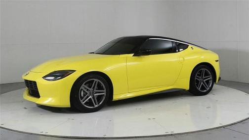 2t Ylw Blk Roof 2024 Nissan Z Sport
