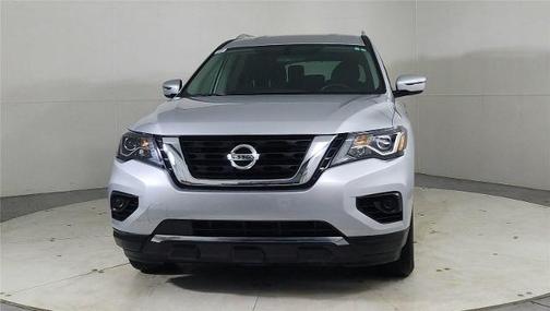 2020 Nissan Pathfinder S