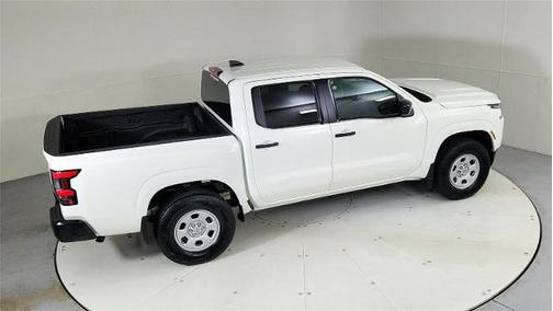 2024 Nissan Frontier S