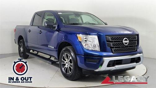 2024 Nissan Titan SV