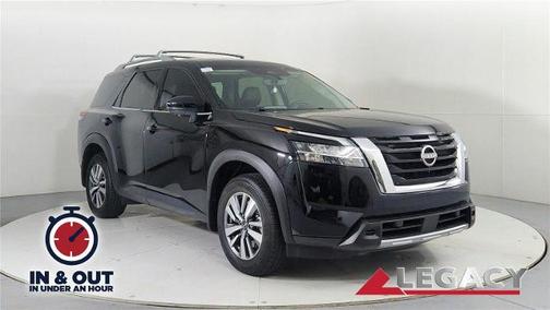 2024 Nissan Pathfinder SL