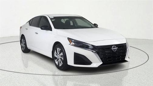 Glacier White 2024 Nissan Altima 2.5 S