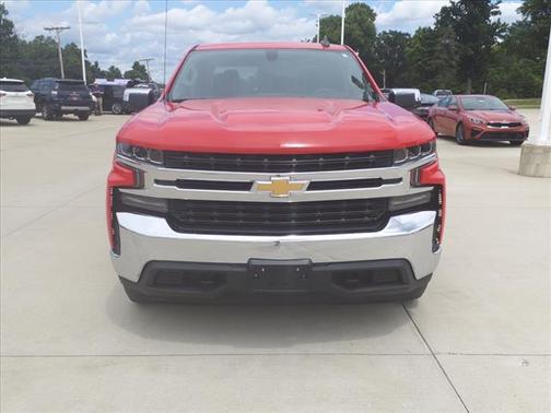 Photo 2 of 25 of 2019 Chevrolet Silverado 1500 LT