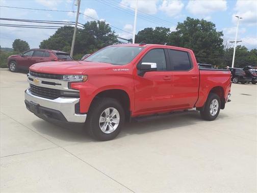 Photo 3 of 25 of 2019 Chevrolet Silverado 1500 LT