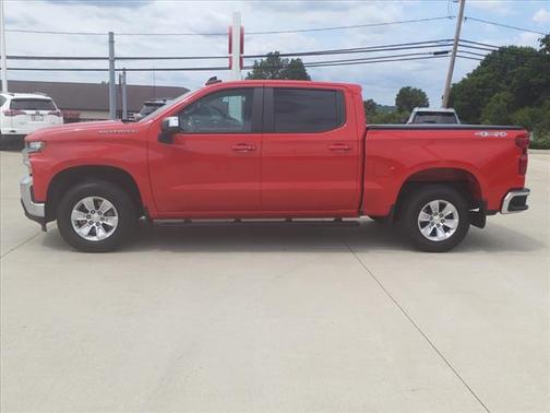 Photo 4 of 25 of 2019 Chevrolet Silverado 1500 LT