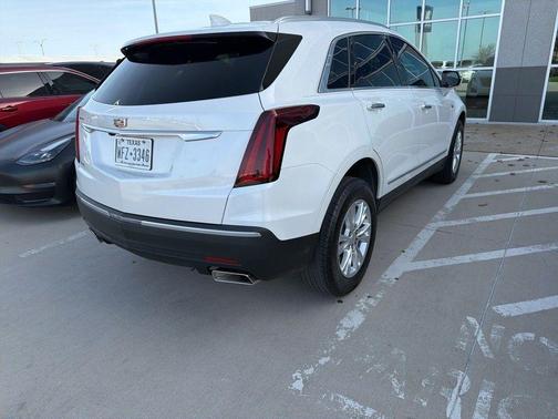 2022 Cadillac XT5 Luxury
