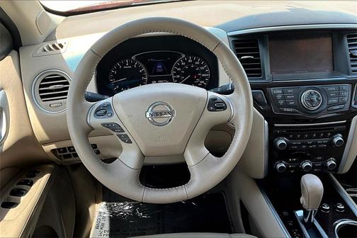 2014 Nissan Pathfinder Platinum