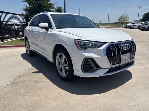 2020 Audi Q3 45 S line Premium