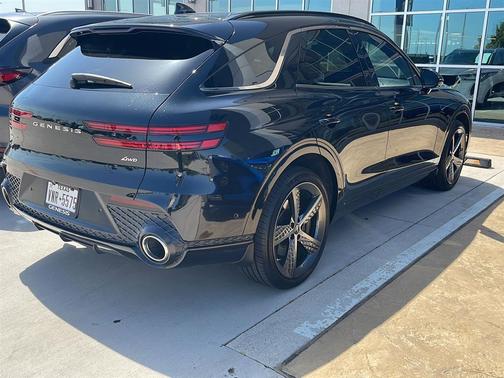 2023 Genesis GV70 2.5T