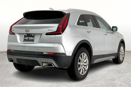 2022 Cadillac XT4 Premium Luxury